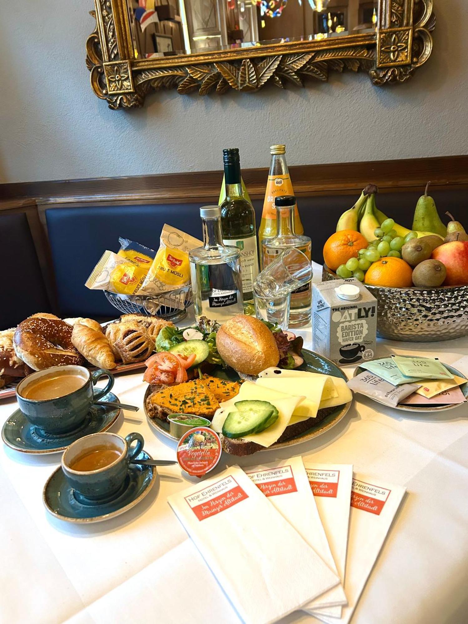Hof Ehrenfels Hotel 3*